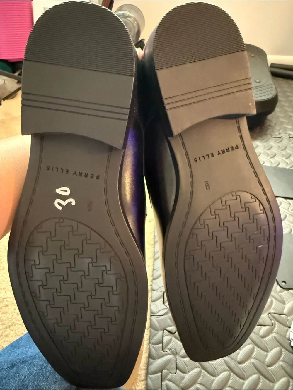 Perry Ellis Black Slip-On Men’s Dress Shoes size 9